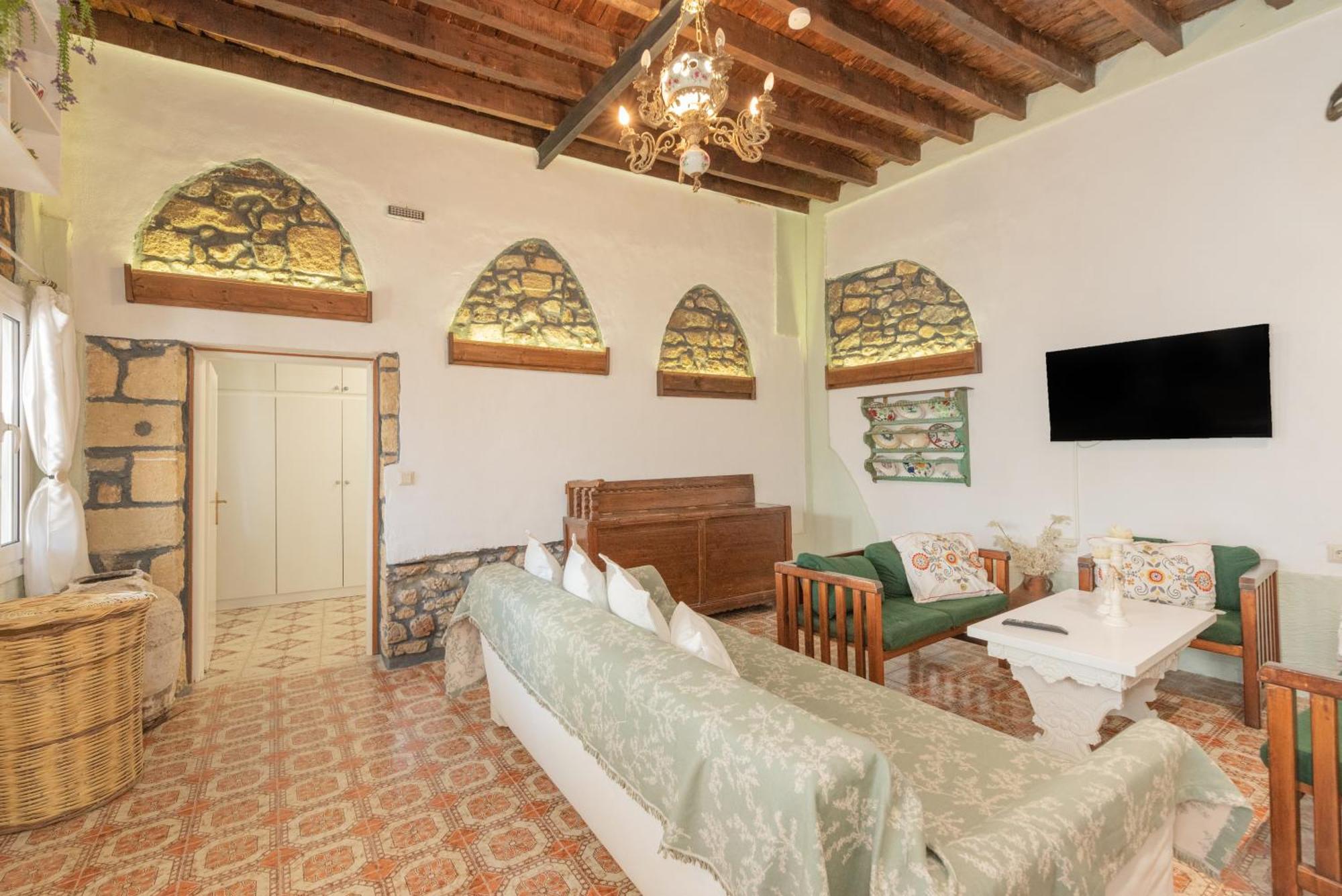 Philoxenia Traditional House Pastida Esterno foto